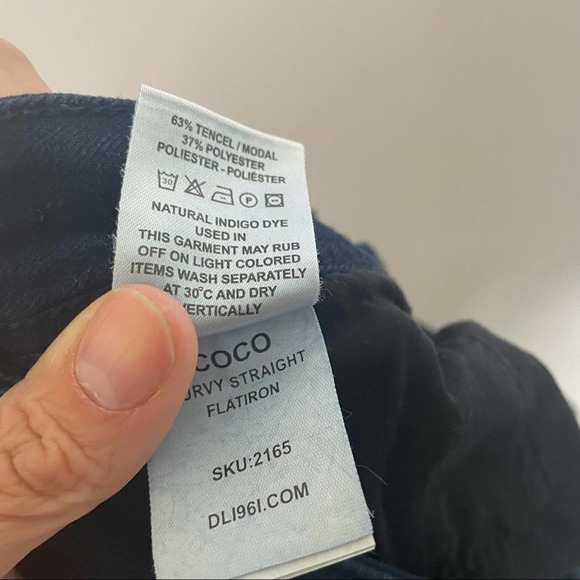 DL1961 Coco Curvy Straight Jeans Flatiron 28 - Picture 3 of 10